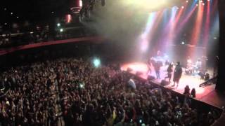 Famous Dizzy Wright crowd surfing Profile