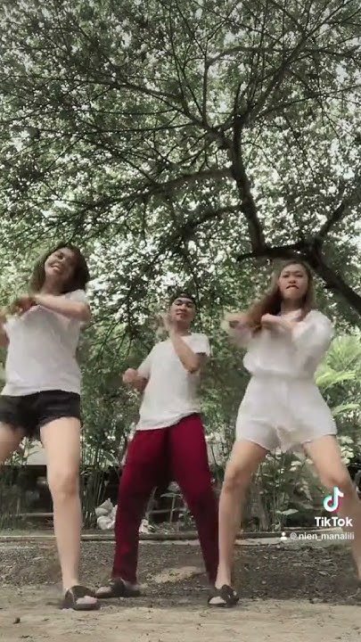 She dance like shakira, smoke like Khalifa // Tiktok Trend - YouTube