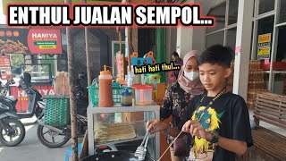 Beneran ENTHUL jualan sempol ||kok bisa...