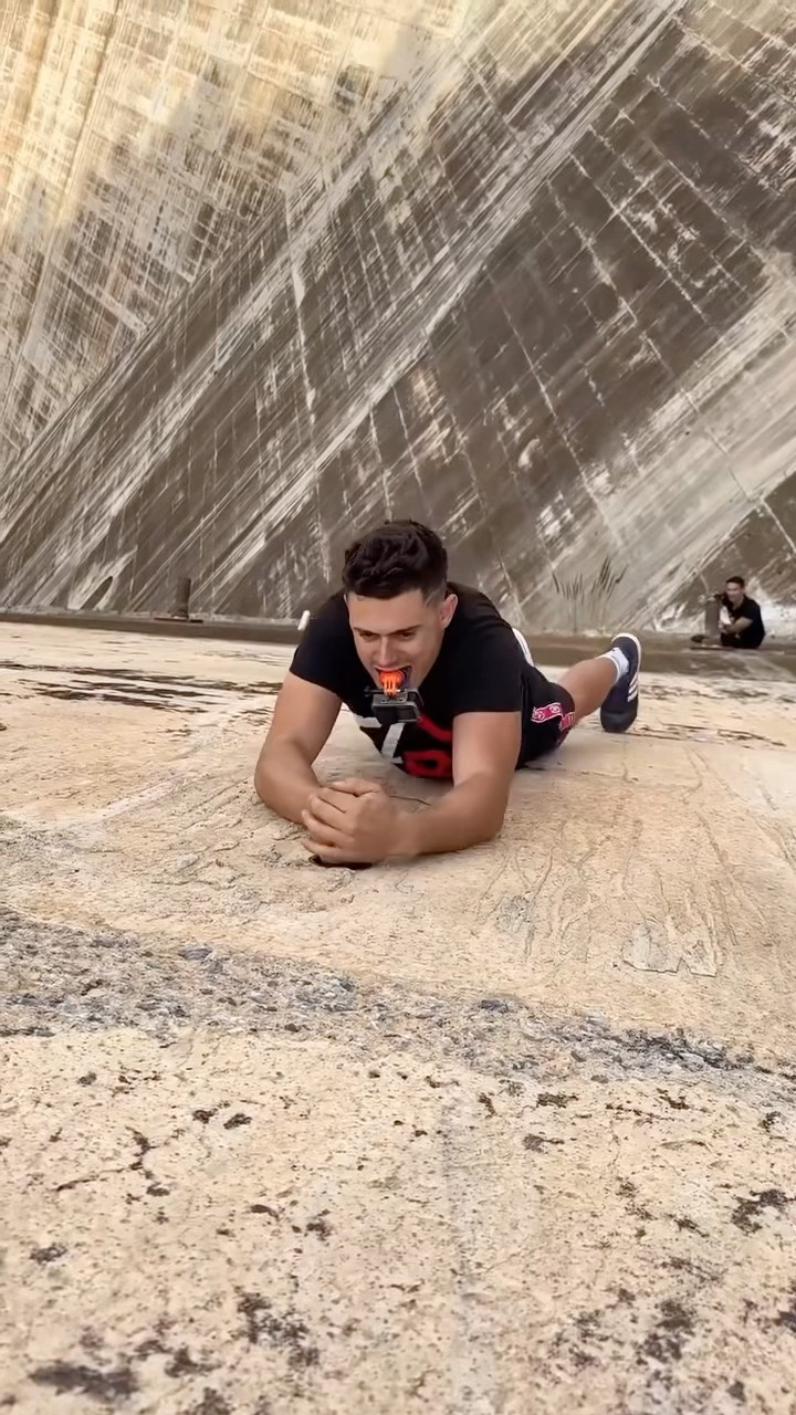 #JasonDeruloTV // Climbing ? #GotPermissionToPost From IG @alexsegurair #SlowLow