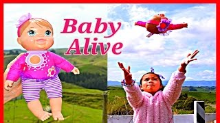BABY ALIVE Doll Flying Plays n' Giggles Baby Doll Saw the Sheep Little Lamb Kids Balloons and Toys