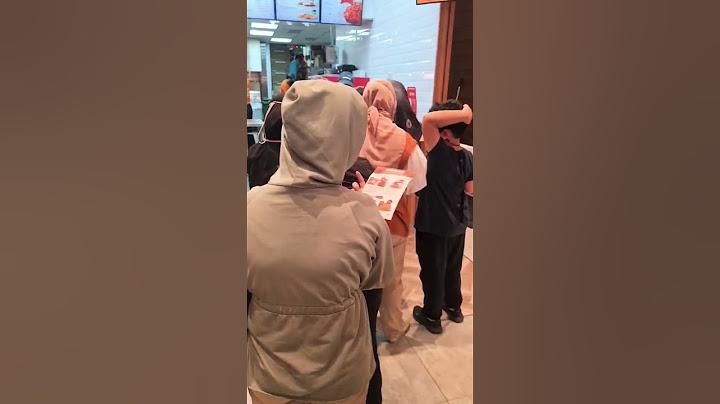 1st opening day of Popeye's Chicken in Jakarta (Indonesia)