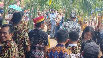Kuntau ala dayak siang, perkawinan Daniel Edwin (mungkas) & Elsa (icha)_ di- Desa Karali
