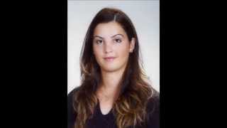 Aşk İçi̇n Sevda İçi̇n Bi̇nbi̇r Yemi̇n Ederek