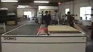 Thomas Manufacturing Return Conveyor with Optional Turning Attachment.wmv