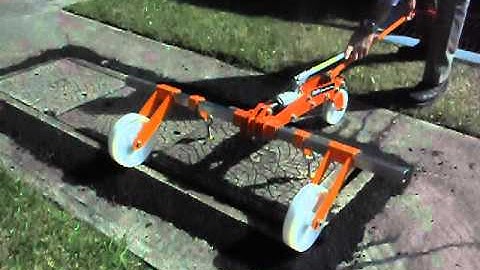 Removing a Telstra Pit Lid Cover