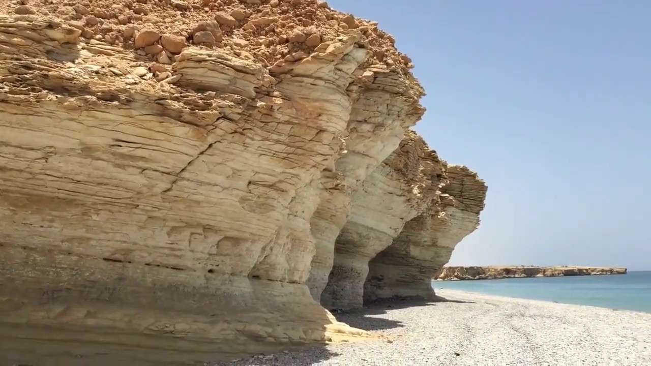 Pebble beach/ Tiwi Beach / OMAN YouTube