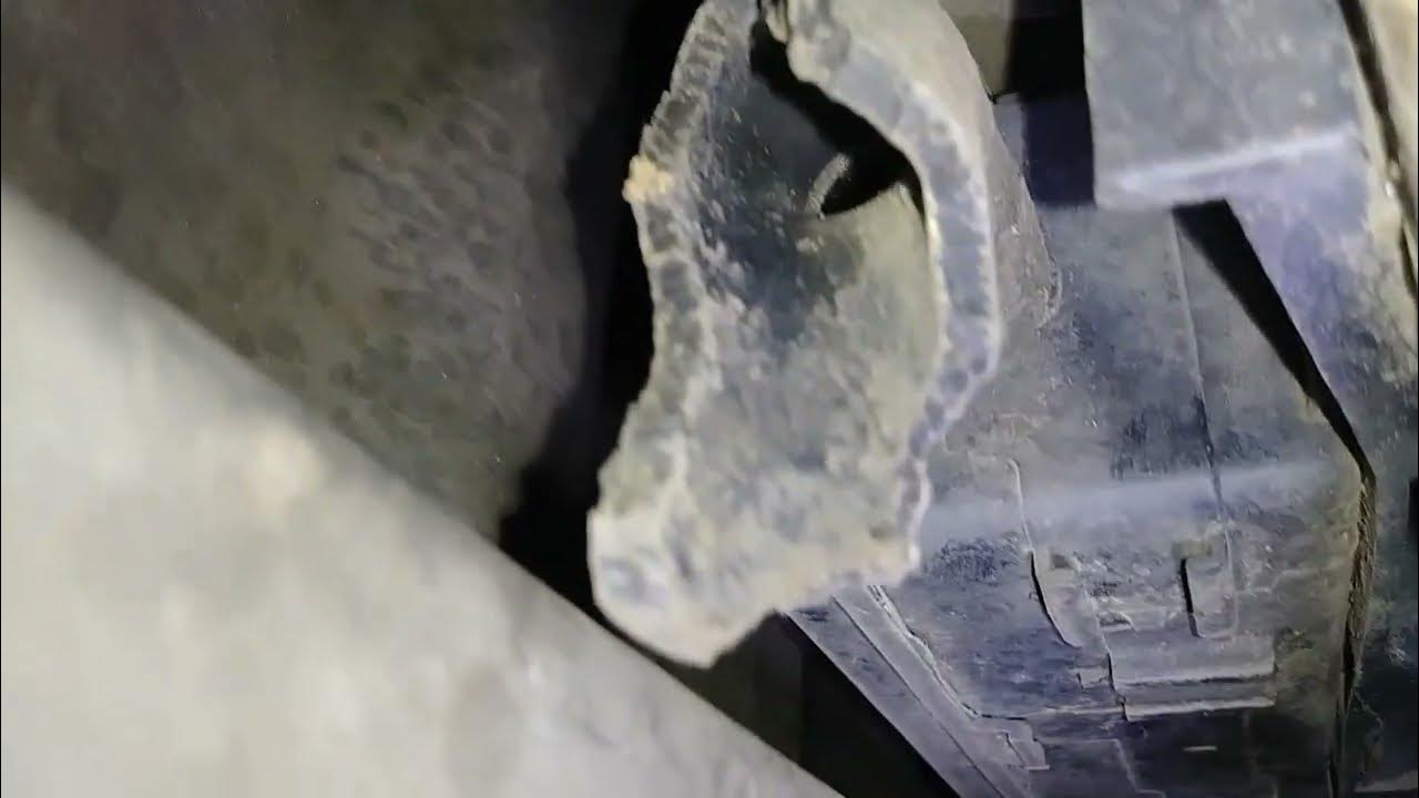 Evaporative Emission system code P0455 Ford Ranger - YouTube