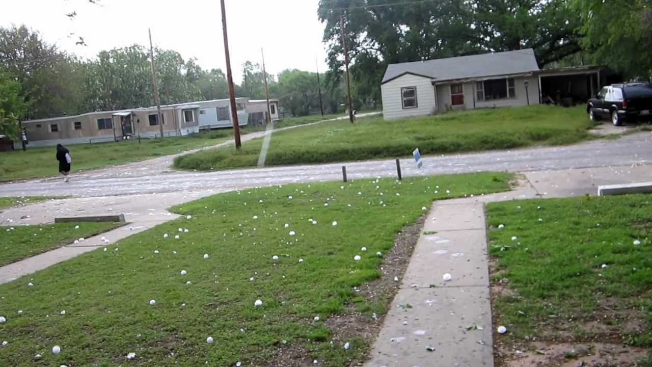 04-09-12 Woodward, Ok Hail Storm Baseball Size - YouTube