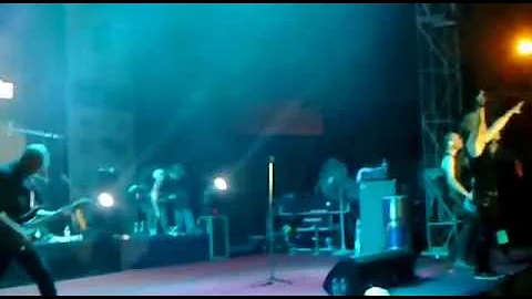 Poets of the fall live @ kolkata(India) - Drums solo + Dreaming wide awake (Close view)