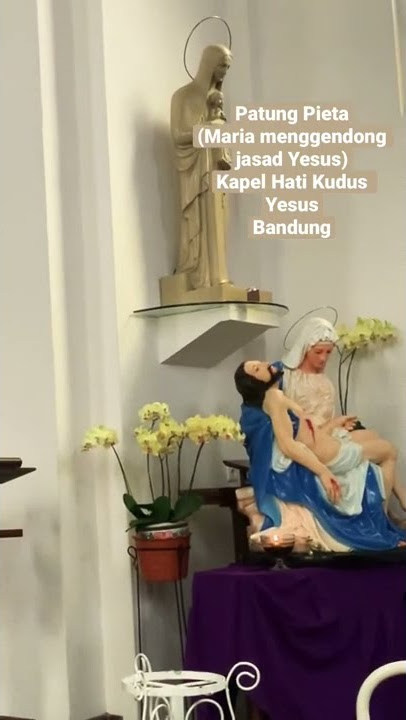 Patung Pieta (Bunda Maria menggendong jasad Yesus yang diturunkan dari salib), Bandung, Borromeus