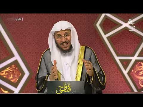 هل تبطل صلاة المرأة إذا رآها الرجال غير المحارم