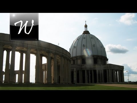 Video: Basilica of Our Lady of Peace, Ivory Coast: Panduan Lengkap