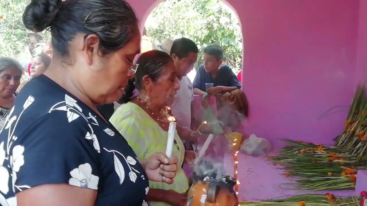 Plegaria y agradecimiento a la cruz