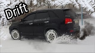 Turbo Max ДРИФТ по снегу на Kia Sorento! Чуть не наехали на маму!