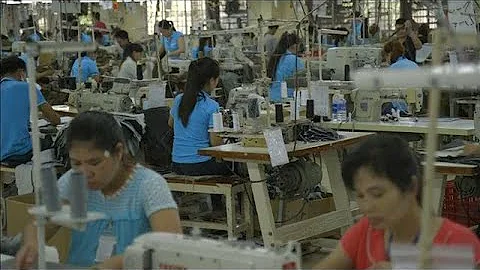 Oxfam: 42 super-rich hold same wealth as world's poorest 3.7 bln