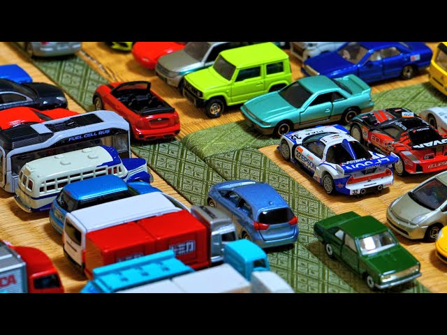 トミカ52年の道のり【1970-2022, and more】 - YouTube