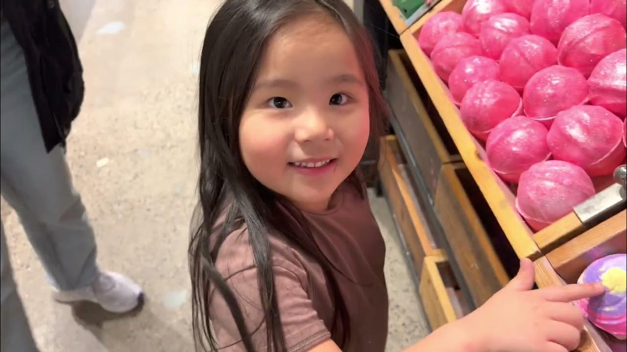 Lush bath bomb haul. YouTube