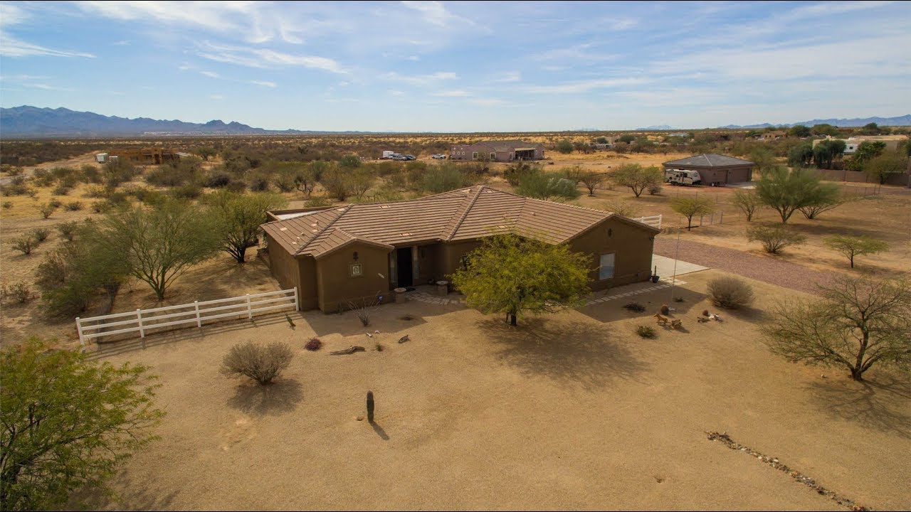 Custom Wittman AZ Home on 2 Acres 25419 W Blue Sky Dr Wittmann C