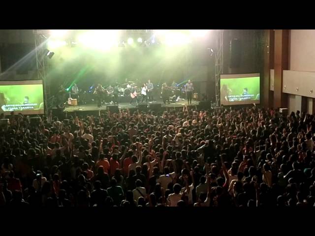 Yesus Mulia – JPCC Worship_ Live Concert in Semarang _15 April 2016 class=