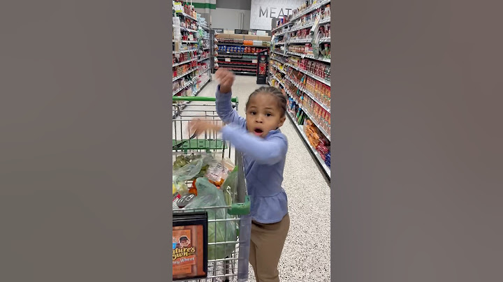 Dad catches daughter grocery shopping by herself #shorts