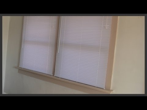 Removing Slats From Window Blinds Youtube