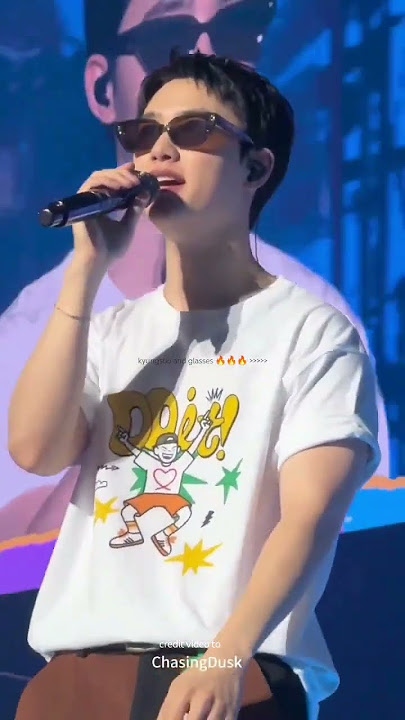 It’s getting dangerous, Kyungsoo knows he’s handsome now 😩 This isn’t good for us#dohkyungsoo #도경수