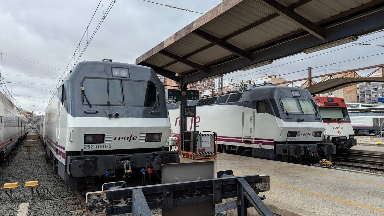 Trenes por la estacion de Alicante Terminal y Alrededores | Renfe AVE, Talgo, Mercancias...