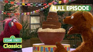 Baby Bear's Birthday Cake | Sesame Street Classics Full Episode