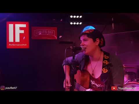 [4K] Deniz Tekin - Beni Vur (IF Performance Hall 10.08.18)