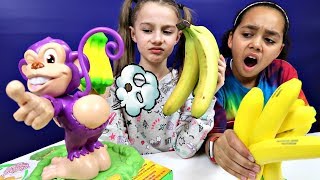 pull my finger monkey challenge game surprise squishy toys