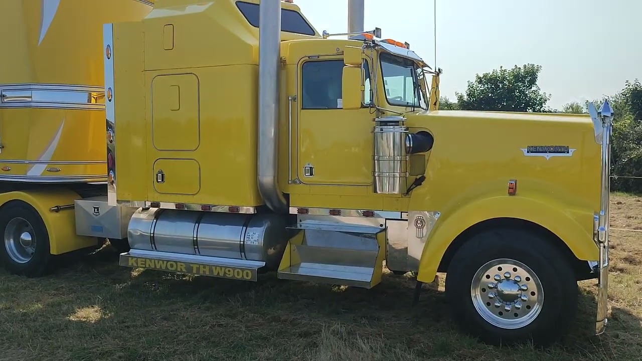 Cirque ZAVATTA à Dives-sur-Mer Por Guillaume 🎪🌞
