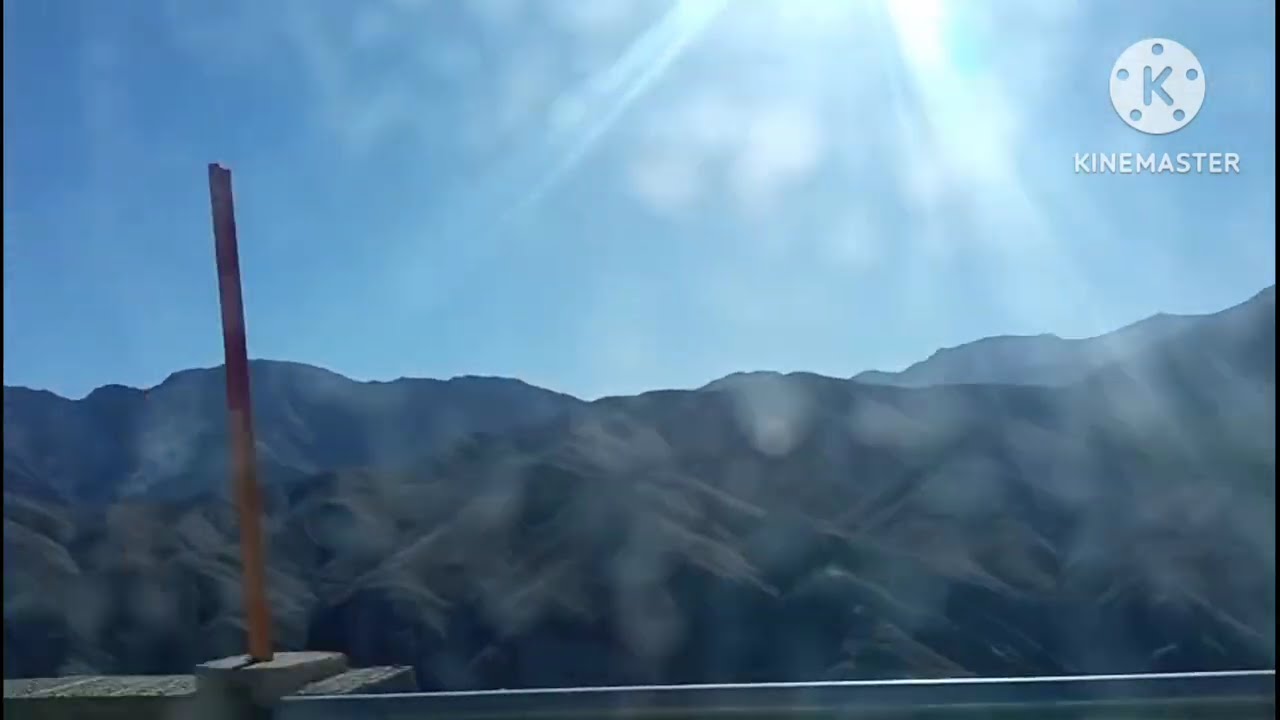 جولة في طريق من ورزازات الي مراكش بعد رجوعي من العطلة الصيفية نتمنى نكون خفيفة عليكم 😘😘