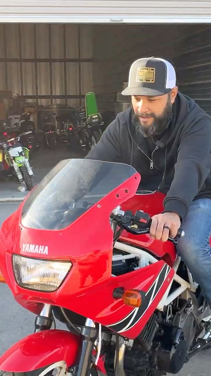 MEAN sounding Yamaha TRX 850 - YouTube