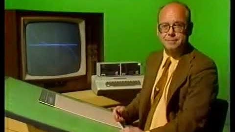 OU course MST204 (Applied Maths) Ep 23 of 32 Hunting the Hump - Partial Differentiation (1980)