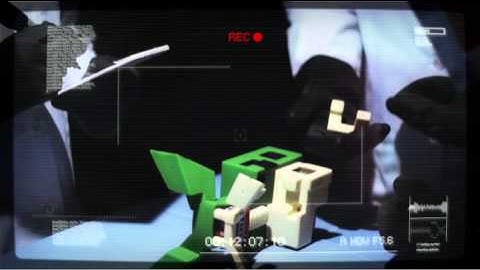 Minecraft Creeper Anatomy Vinyl Toy by J!NX