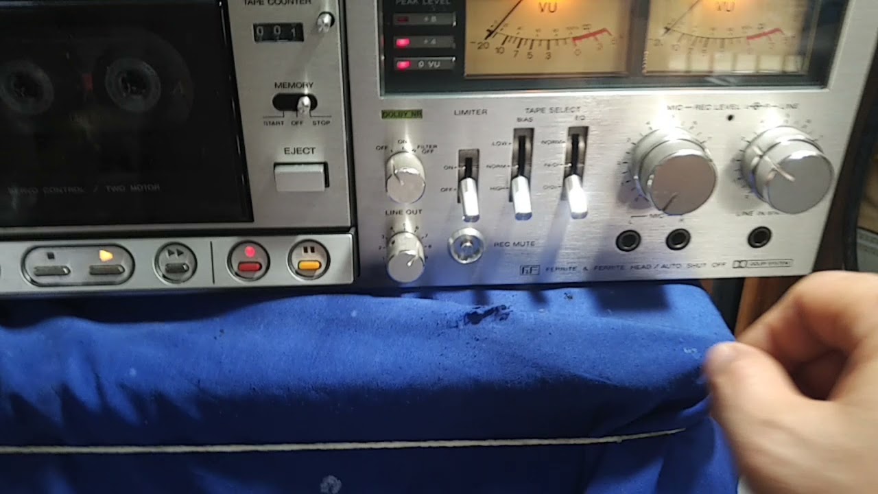 Sony TC-K7II for sale: 4.5 million VND (SOLD) Zalo call 0966427463