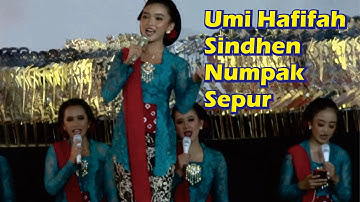 Umi Hafifah Sindhen Numpak Sepur