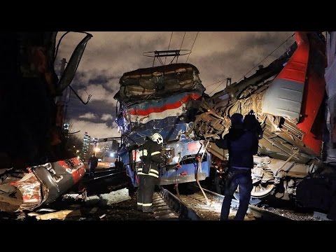 Столкнулись поезд и электричка 09.04.2017 Столкнулись поезд и электричка 09.04.2017