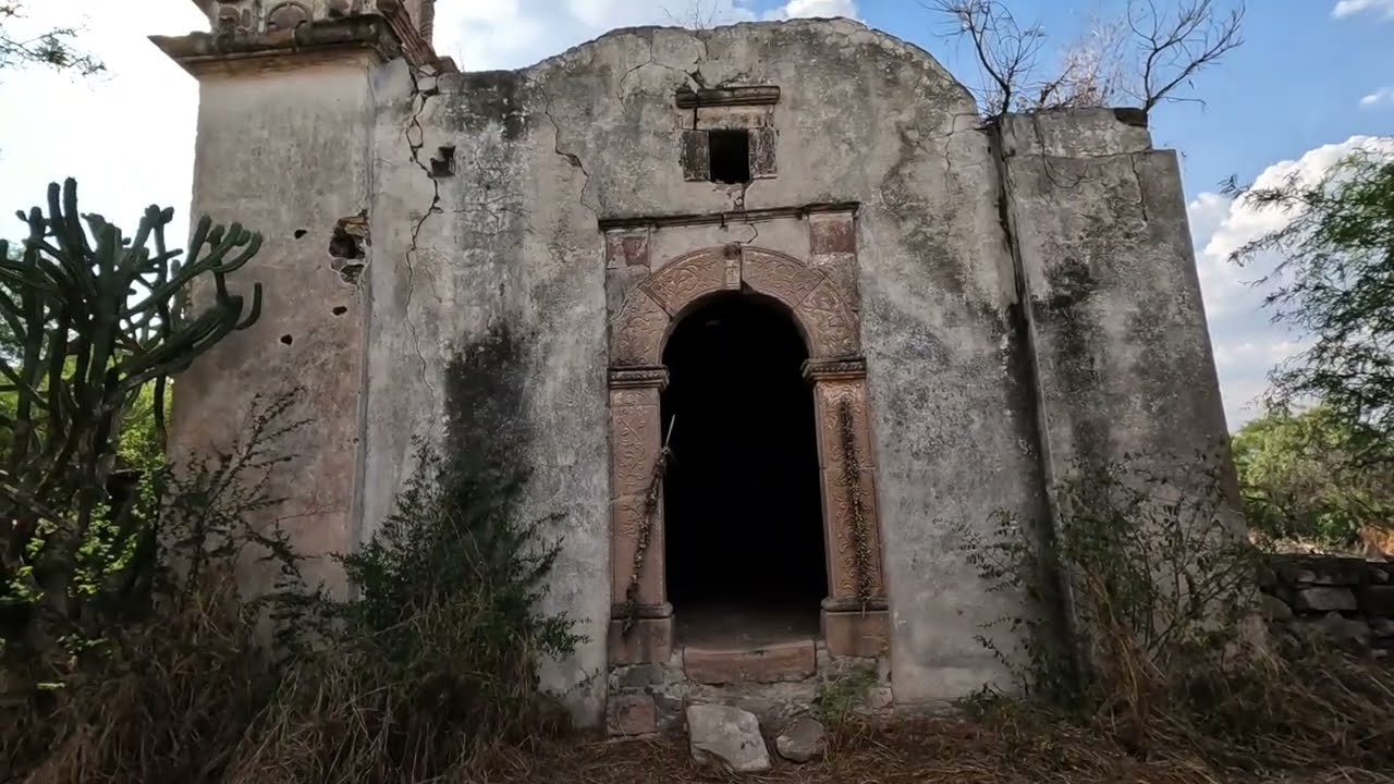 Encontré un TEMPLO ABANDONADO en la PRESA de GUANAJUATO 