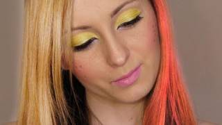 Nicki Minaj - Super Bass - Music Video  Look