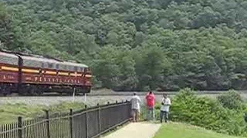 Altoona Railfest Part 2: E8