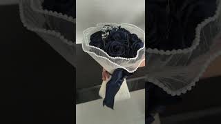 "Blue roses, calm soul💙" #gift #chocolate #hampers #craft #flowers