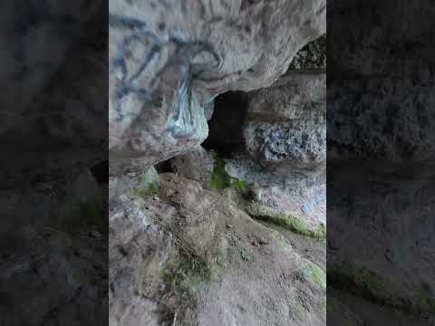 Eagle Cave 5, 6k, vertical