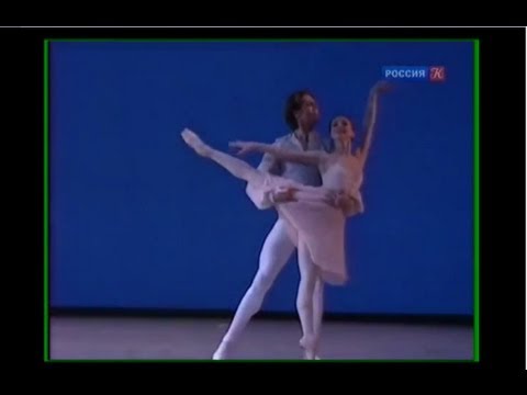 Evgenia Obraztsova - Tchaikovksy Pas de Deux with Matthew Golding (clip)