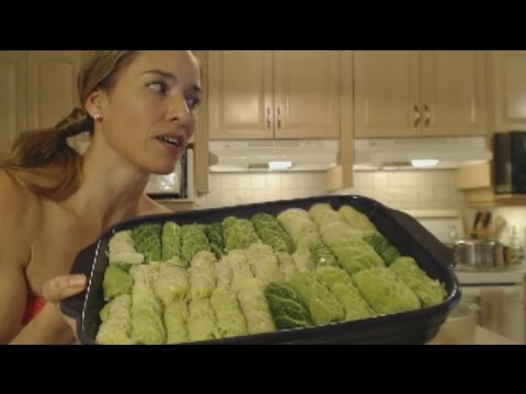 Video: How To Make Savoy Cabbage Cabbage Rolls