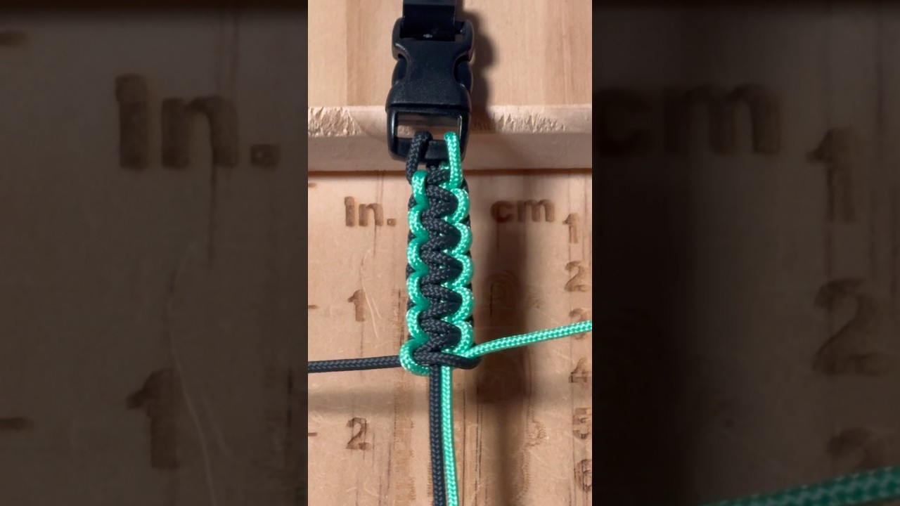 Black & Mint Cobra Weave Bracelet (Type 1 Paracord)