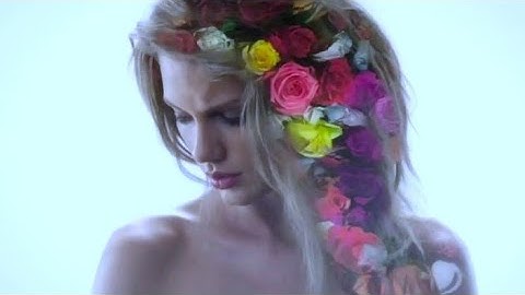 Taylor Swift - Is It Over Now? (Taylor