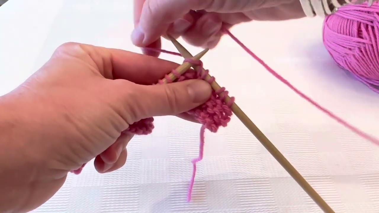 Beginner Knitting- Yarn Over (YO)