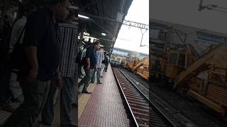Mumbai local train #indianbullettrain #train #indiancities